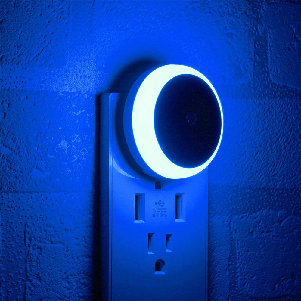 LED Night Light Smart Night Sensor Round Plug in Wall Night Lamp Bathroom Home Kitchen Hallway Staireway Bedroom Nightlight